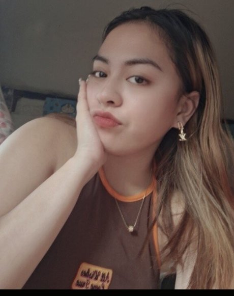 Katie Ackerman OnlyFans schlank