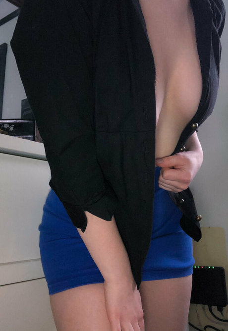 tinysoles OnlyFans-Sex