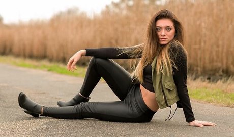 Logan Brickhouse Nackt auf OnlyFans