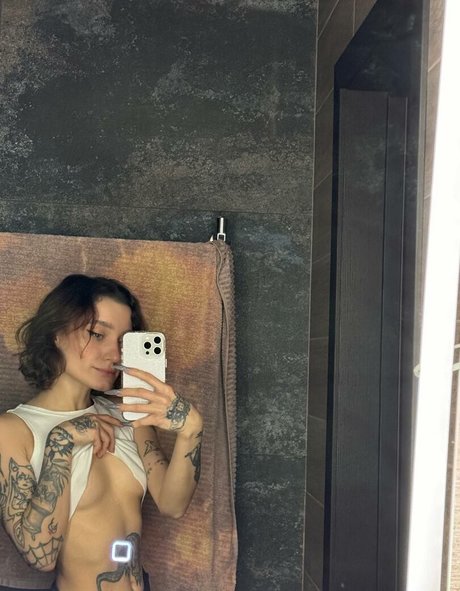 kellymay wow Bilder OnlyFans