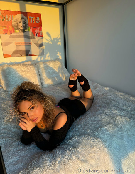 kyliezion Nackt Leaks OnlyFans