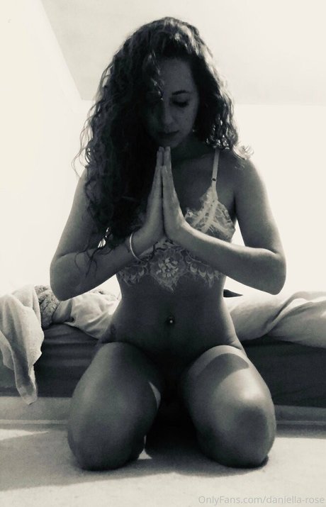 daniella rose Nacktpornos auf OnlyFans