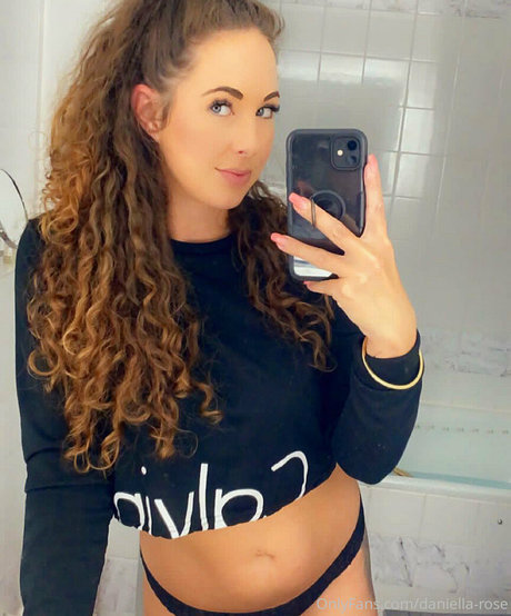 daniella rose Nacktpornos von OnlyFans geleakt