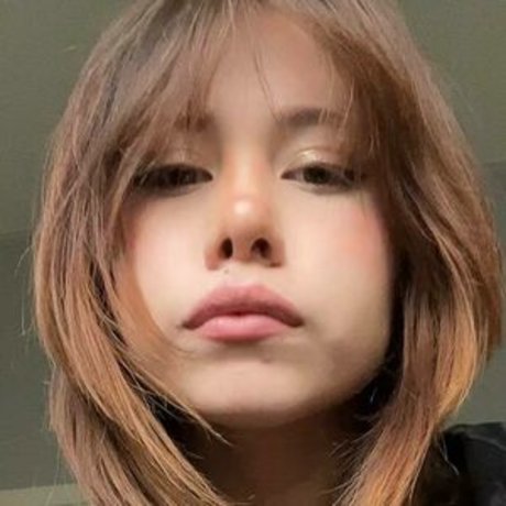 ellegarci OnlyFans schlank