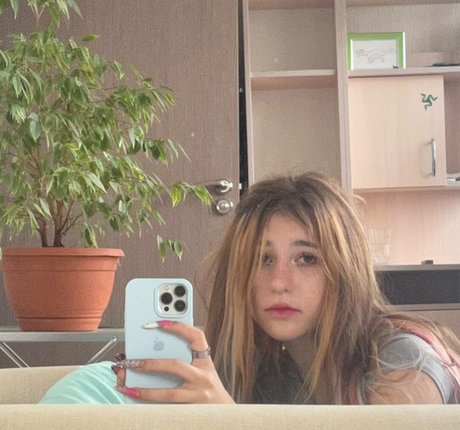 Osamochka Nackt auf OnlyFans Leak