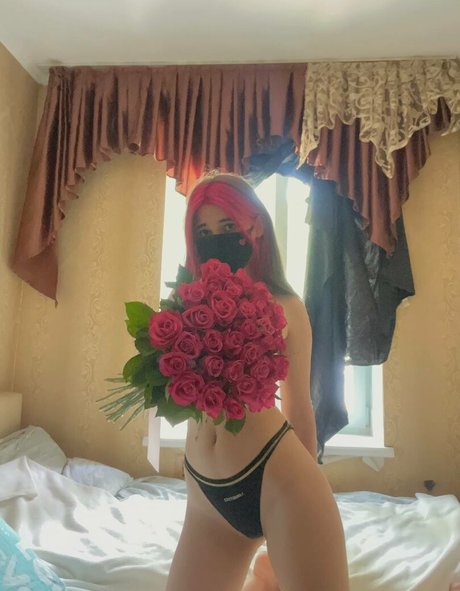 Osamochka NSFW OnlyFans