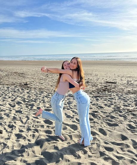 Anika Grace OnlyFans Nacktbilder