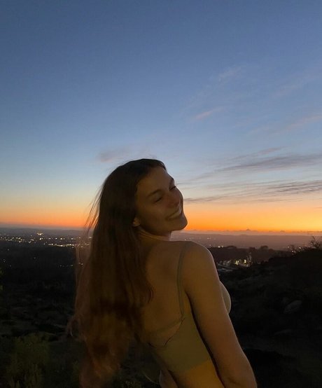 Anika Grace Auf OnlyFans