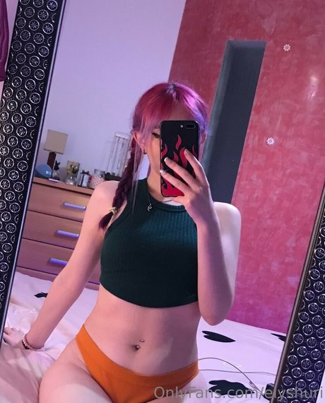 elyshuri Nacktbilder geleakt