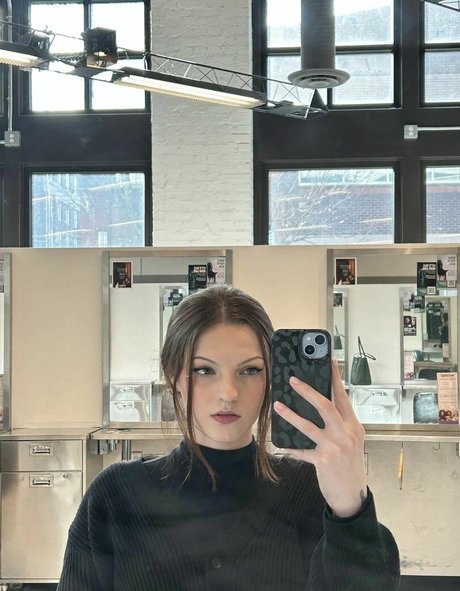 Rhiannon Jena Nacktbilder von OnlyFans geleakt