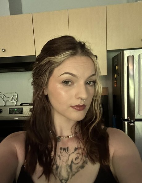 Rhiannon Jena OnlyFans Fotos