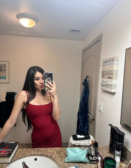 XOPrincessApril OnlyFans-Bilder