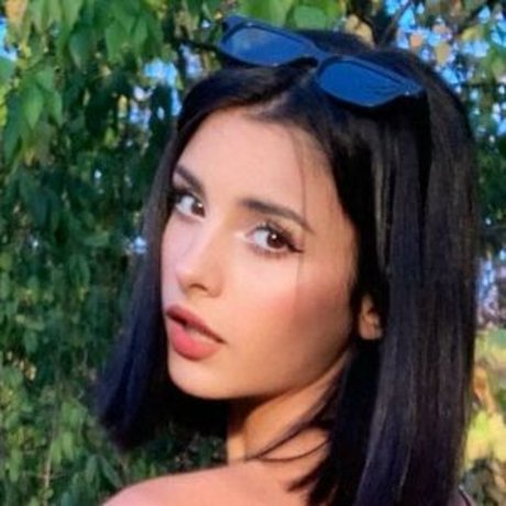 roselean OnlyFans Nacktbilder