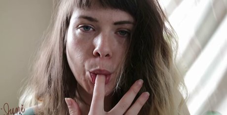 Juni Blake Nacktbilder von OnlyFans geleakt