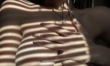 moonbby100 OnlyFans Sextape