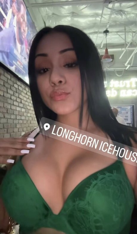 Badgalxaria Nackt auf OnlyFans Leak