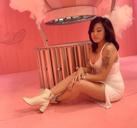 Honeyypies Nacktpornos auf OnlyFans