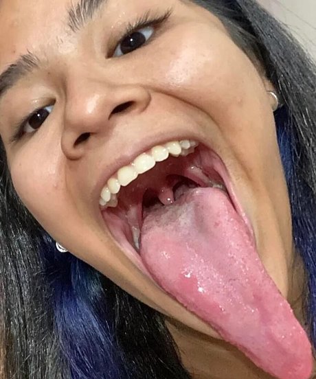 Long Tongue Fetish OnlyFans Sextape