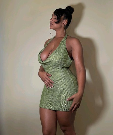 Pink besos OnlyFans NSFW