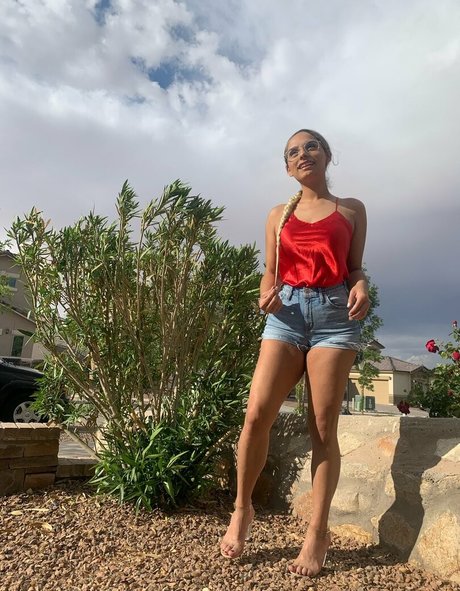 Desire Negro Nackt auf OnlyFans