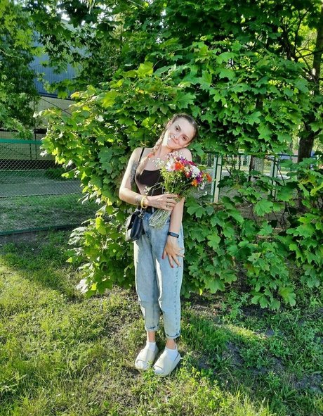 little princess ariana OnlyFans Nackt Leak