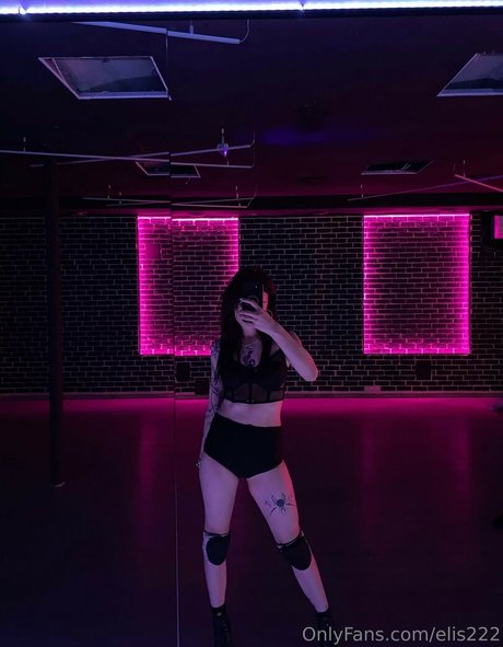 Elis222 OnlyFans Inhalte
