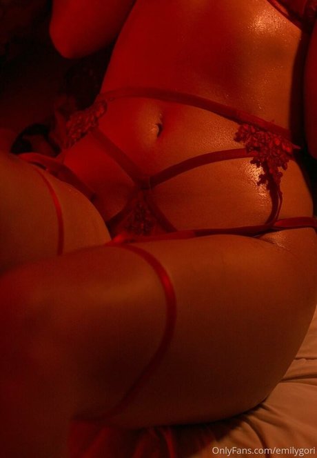 Emily Gori OnlyFans geleakte Brüste