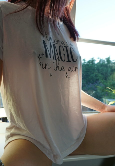 ravenloveslingerie OnlyFans geleakte Bilder