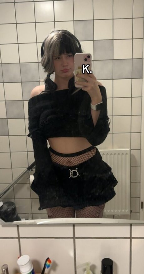 Pinkballzs Oben ohne OnlyFans