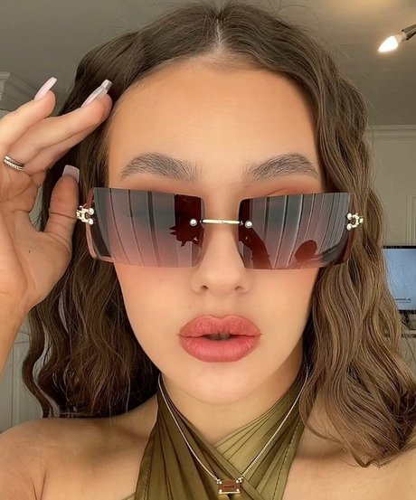 Sydney Etherington NSFW OnlyFans