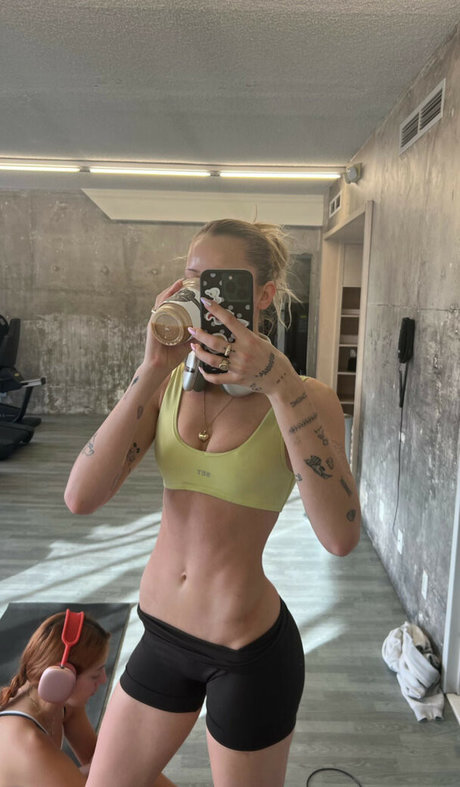 Lindsay Vrckovnik Linmick OnlyFans Sextape geleakt