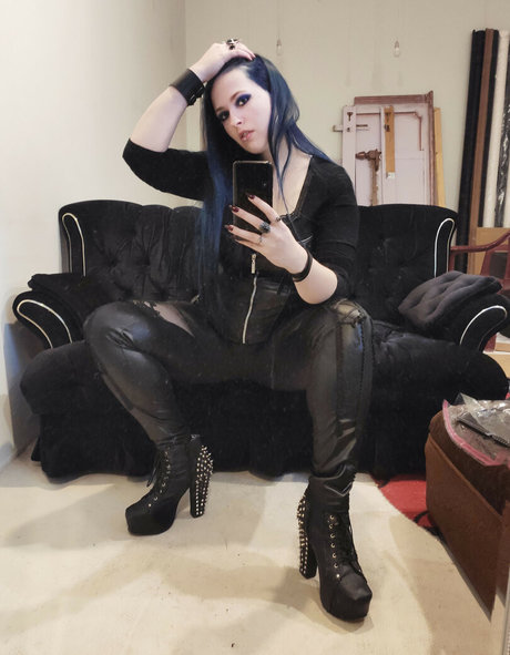 haarige asiatische onlyfans Top Shot