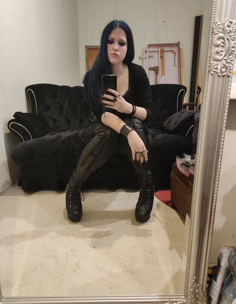 Jennybiatch Leaks von Nacktbildern auf OnlyFans