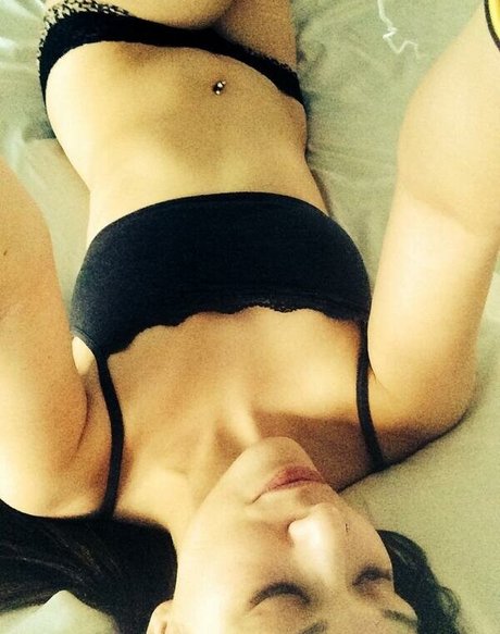 adrienneadora Nacktbilder von OnlyFans geleakt