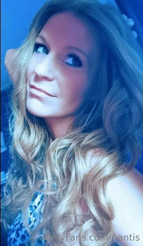 nantis Nackt auf OnlyFans Leaks