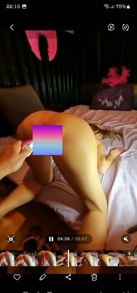 nantis Nacktbilder von OnlyFans