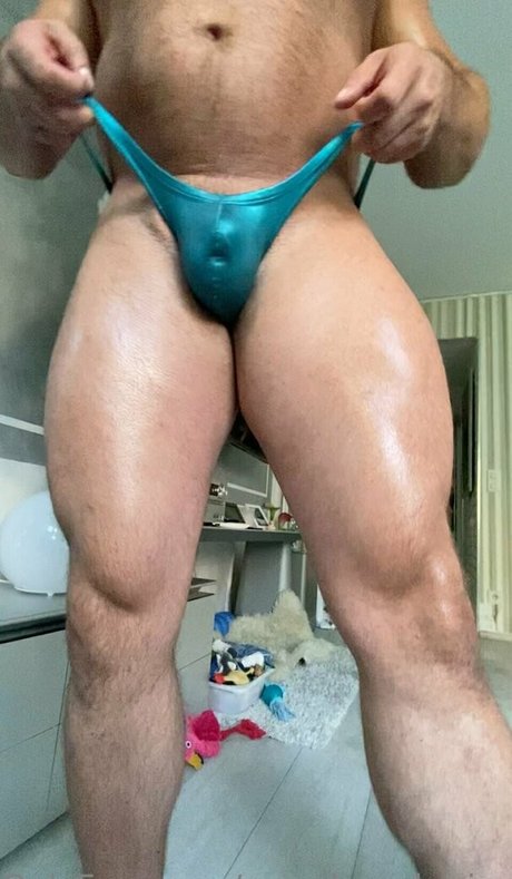 muscle submission Nacktbilder geleakt OnlyFans geleakt