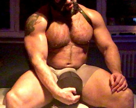 muscle submission OnlyFans nackt