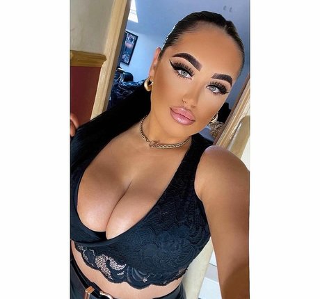 Rosie May Sex auf OnlyFans