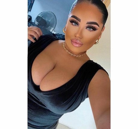 Rosie May OnlyFans Pornografie