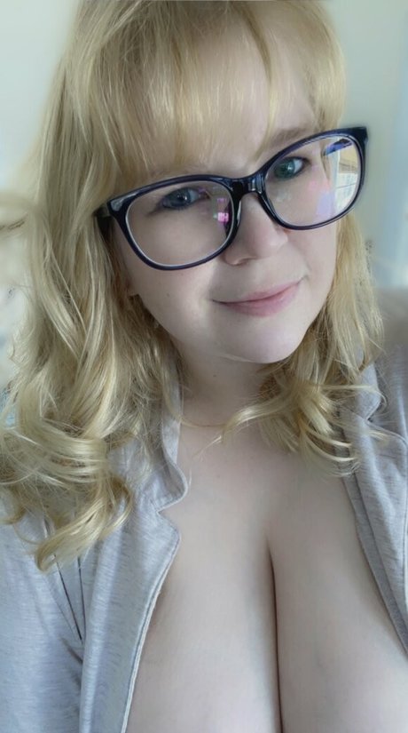 Abigail Ashryver Nacktbilder von OnlyFans