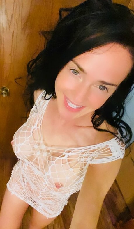 heiße asiatische onlyfans kostenlos nackt Ungefiltert