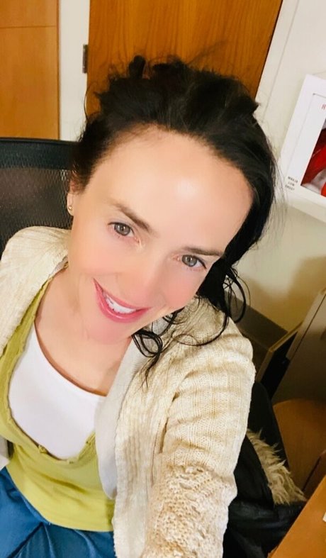 lilrosiedoll OnlyFans Bilder