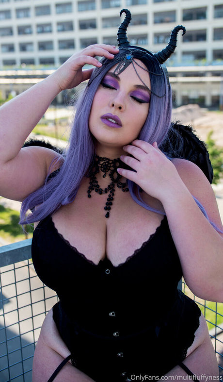 Multifluffyness Leaks von OnlyFans