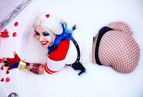 Multifluffyness Nackt