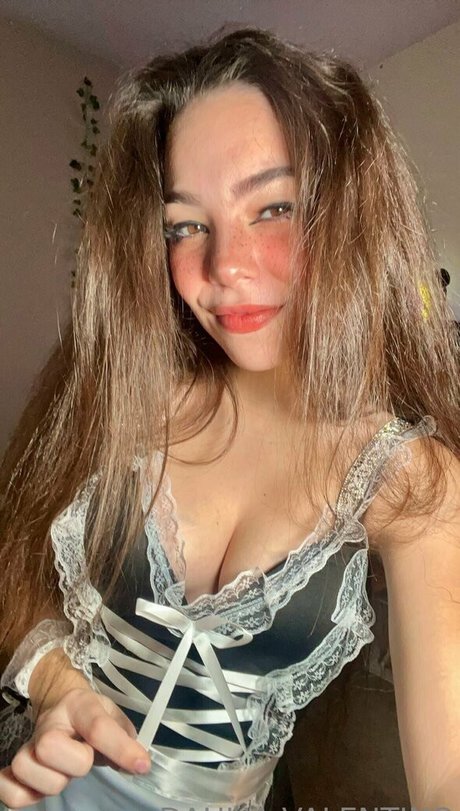 dahliavalentino OnlyFans explizite Inhalte