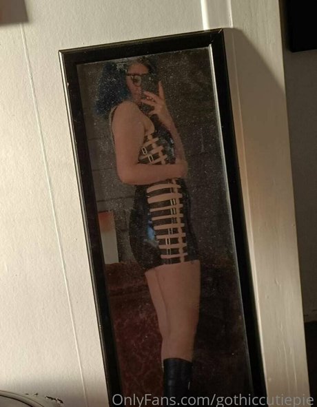 gothiccutiepie OnlyFans Nacktbilder geleakt
