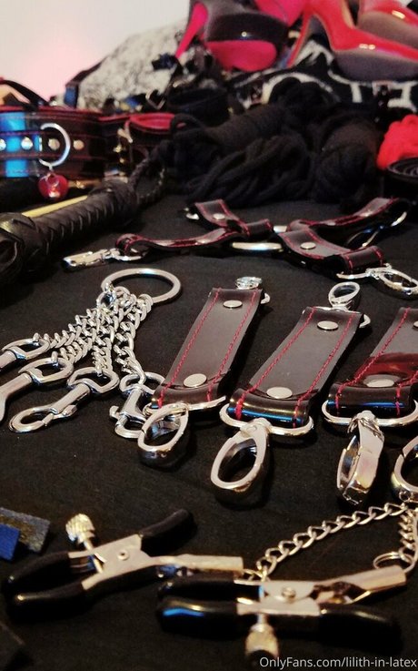 lilithinlatex Nacktbilder geleakt OnlyFans geleakt