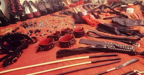 lilithinlatex Nacktbilder OnlyFans