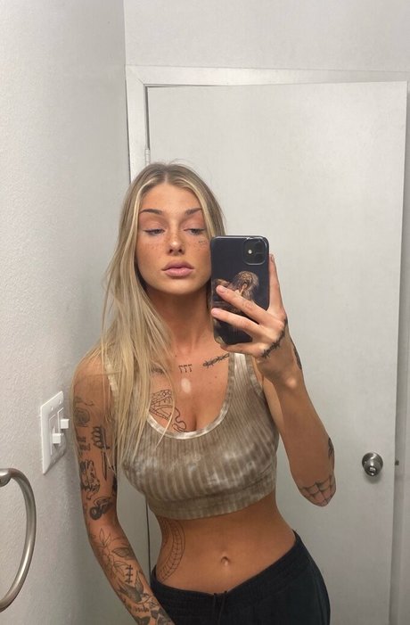 Ryrenee OnlyFans-Bilder